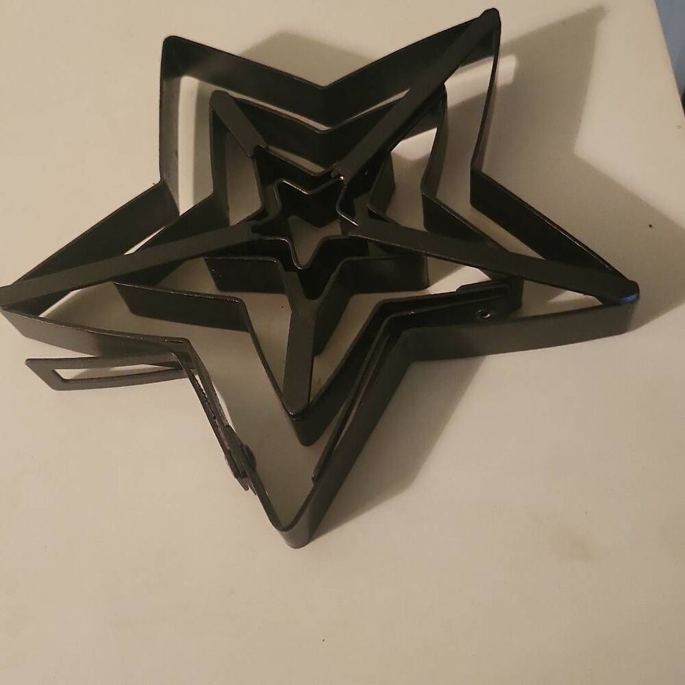 William Sonoma Stack & Fill Star Pancake Molds - Picture 4 of 12